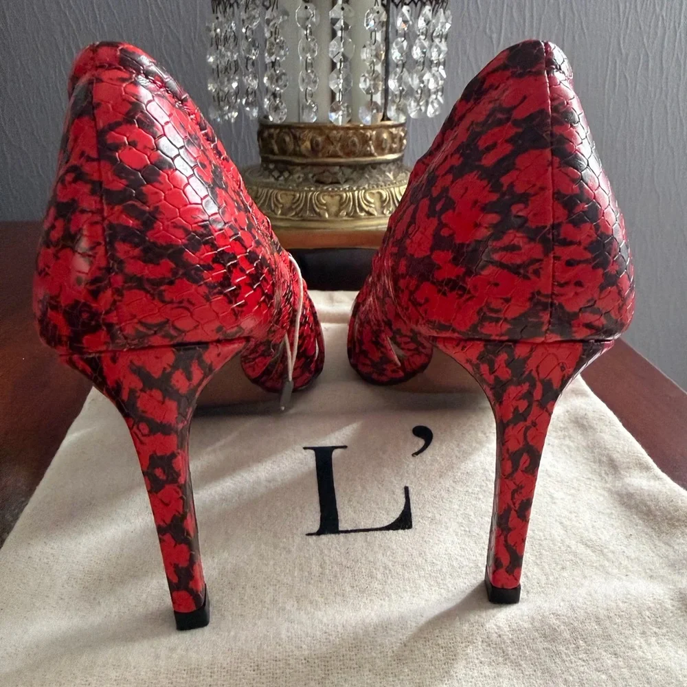L’Autre Chose Red & Black Ayers Snake Print Heels  NIB Size 35.5 - $415 Retail